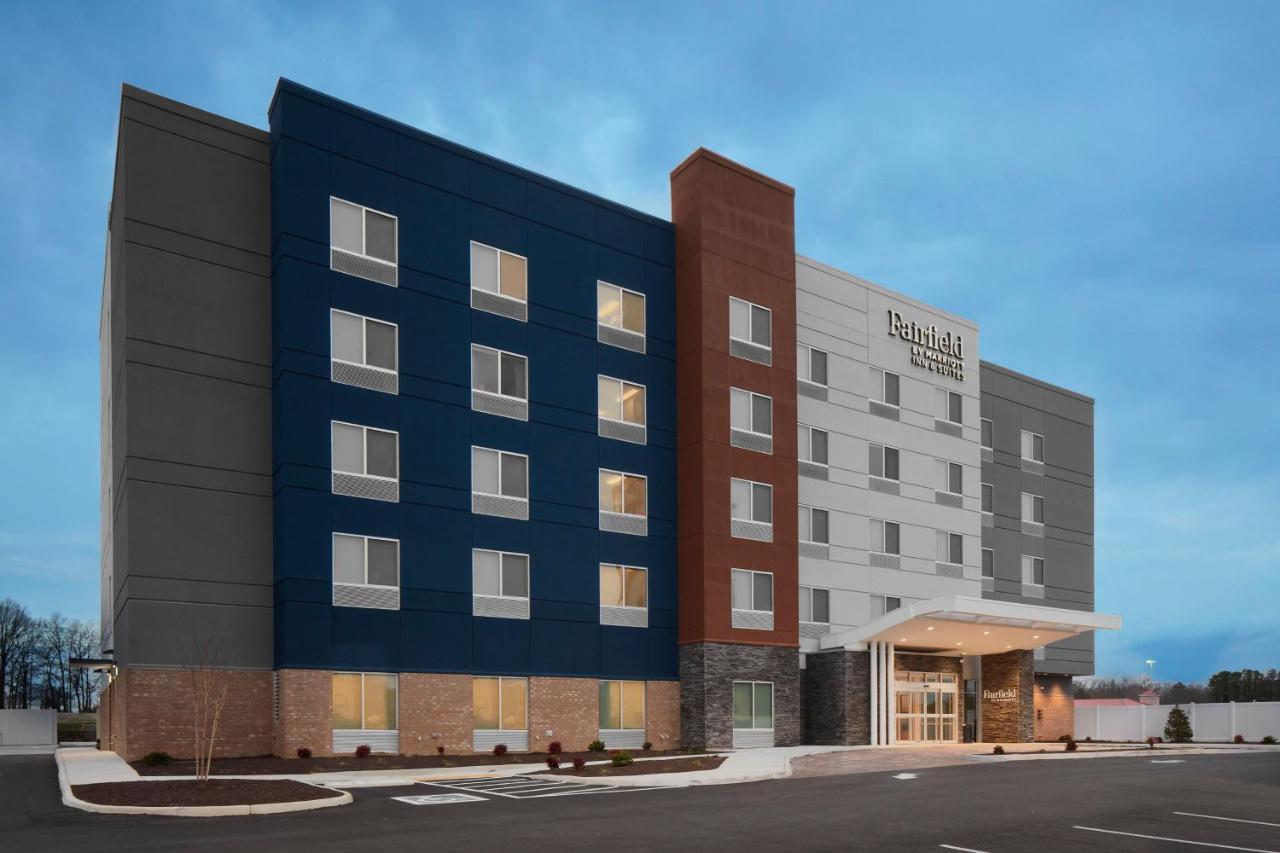 Fairfield Inn & Suites By Marriott Stony Creek Exteriör bild