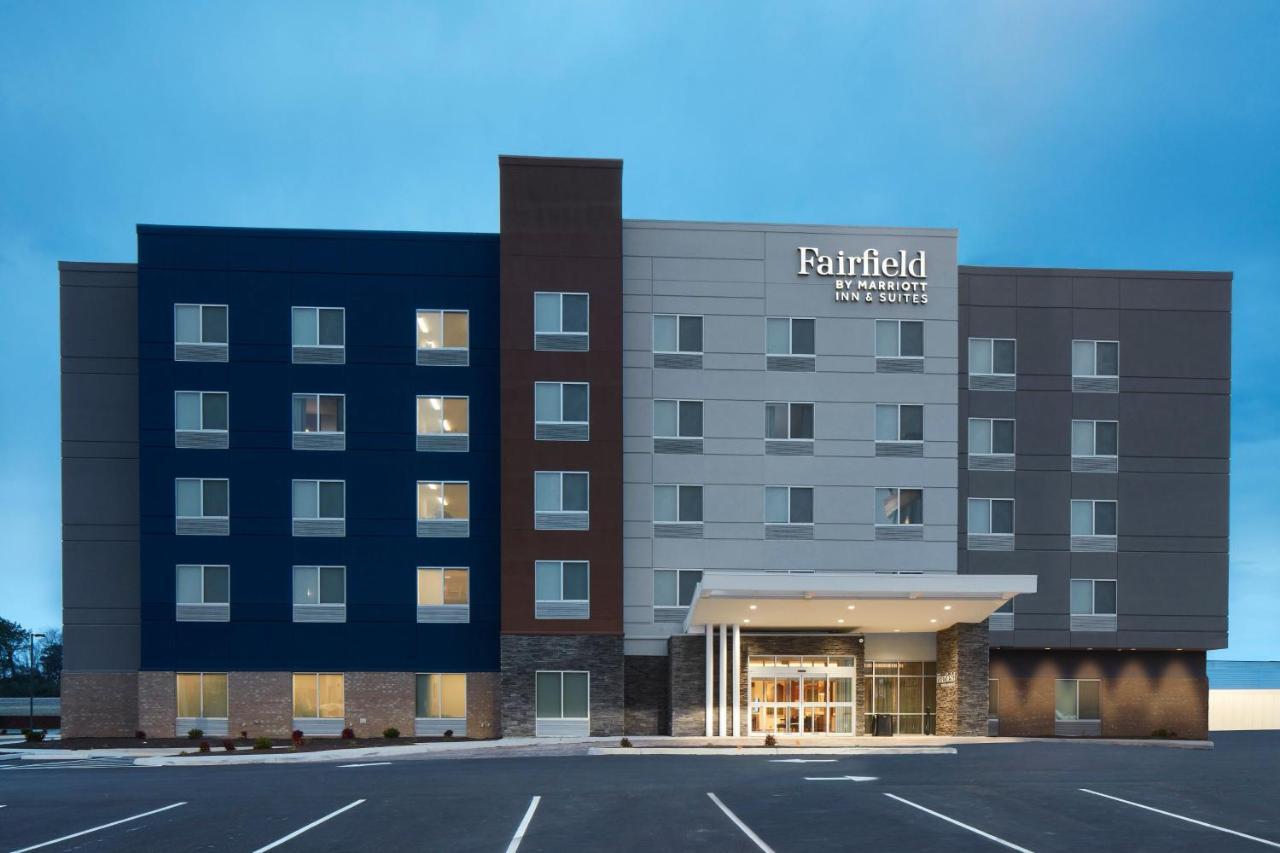 Fairfield Inn & Suites By Marriott Stony Creek Exteriör bild